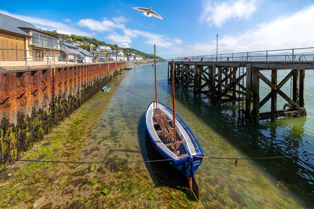 Spacious 3 Bedroom Sea View Flat Aberdyfi Exterior photo