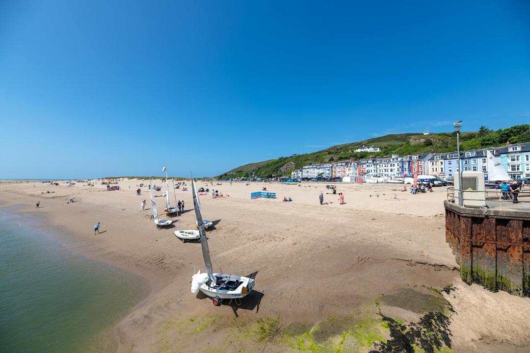 Spacious 3 Bedroom Sea View Flat Aberdyfi Exterior photo