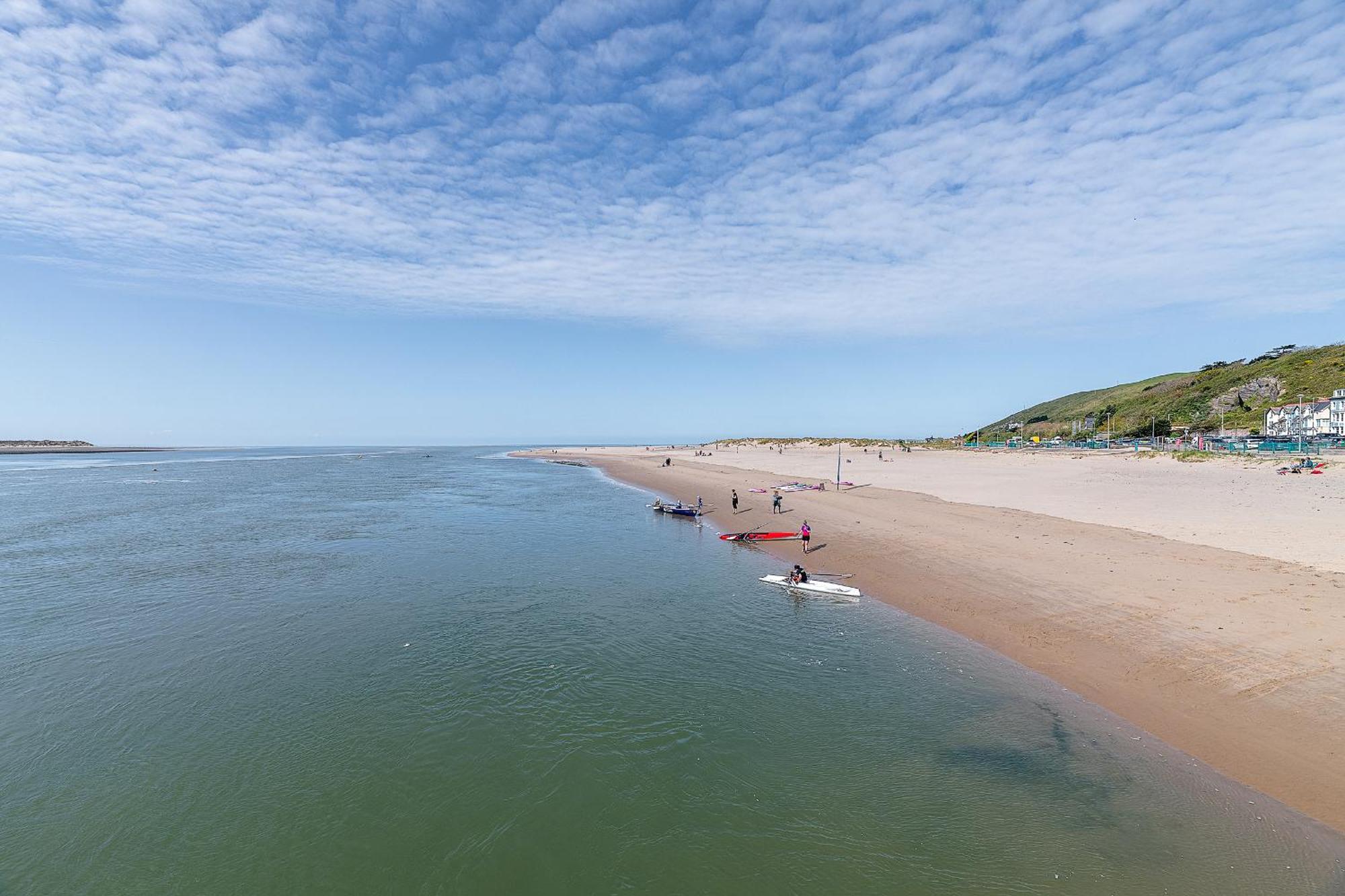 Spacious 3 Bedroom Sea View Flat Aberdyfi Exterior photo